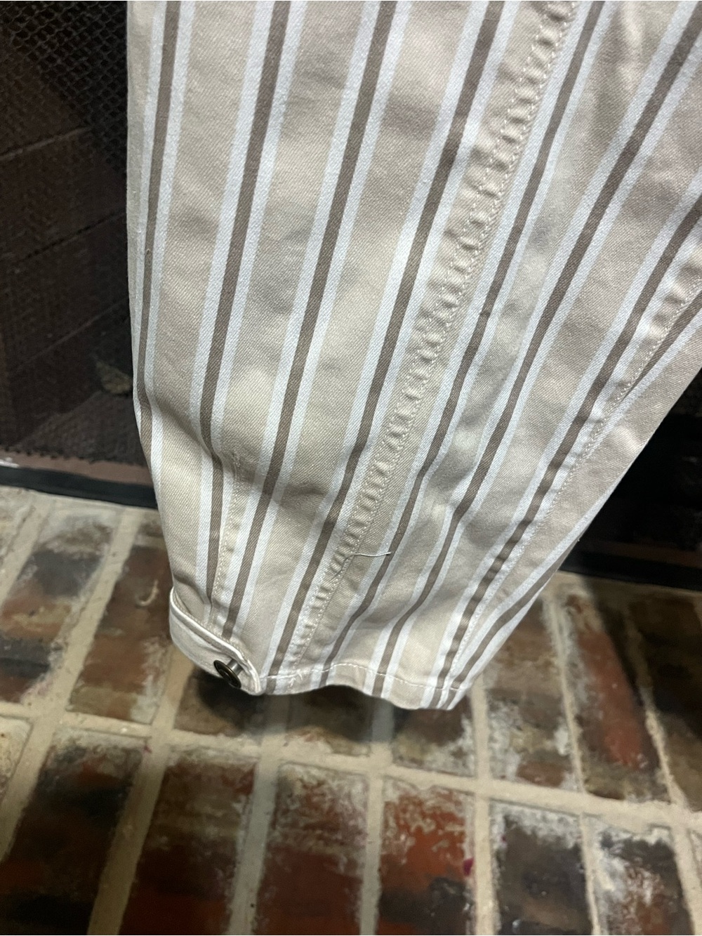 Pearl by Lela Rose Size 2/ XS Striped Barrel Leg Pants Cropped - Picture 4 of 7